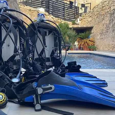 House In With Private Pool