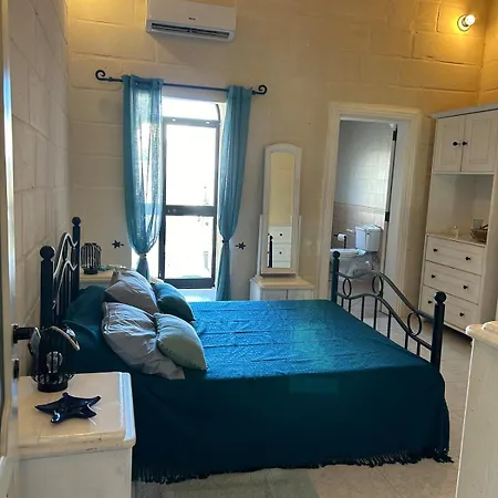 House In With Private Pool Semesterbostad Sliema