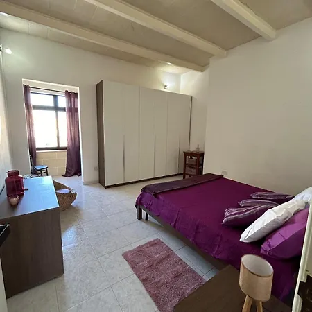 Vakantiehuis House In With Private Pool Sliema