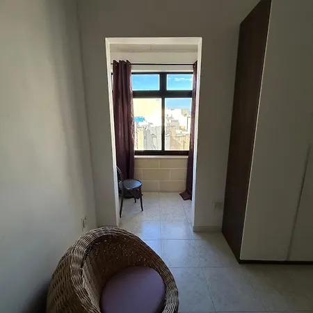 House In With Private Pool * Sliema