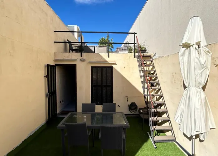 House In With Private Pool Сasa de vacaciones Sliema